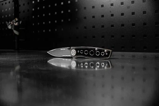 Whitby Black Gun Metal Lock Knife 2.5"