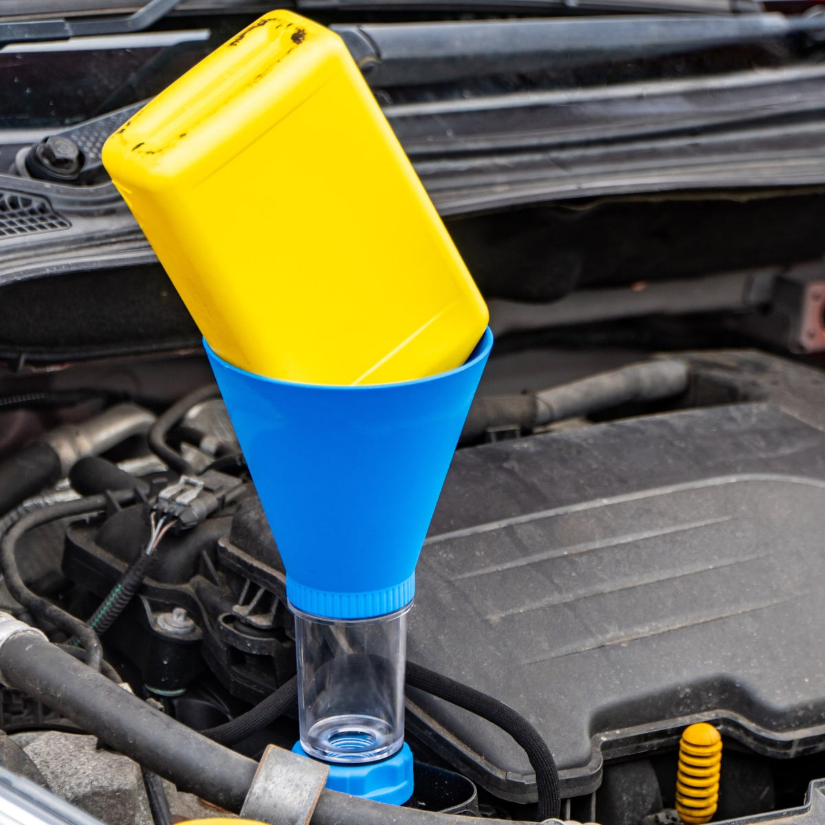Slow Fill Oil Funnel Filling Device for Renault & Nissan