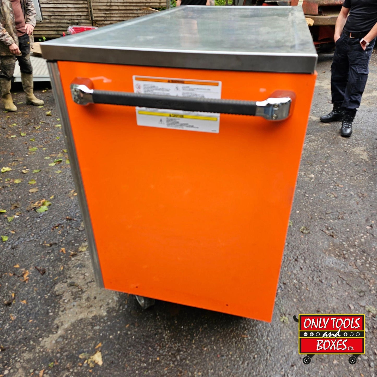 Snap-on 60" Epiq roll cab with Stainless Top - Pre-loved