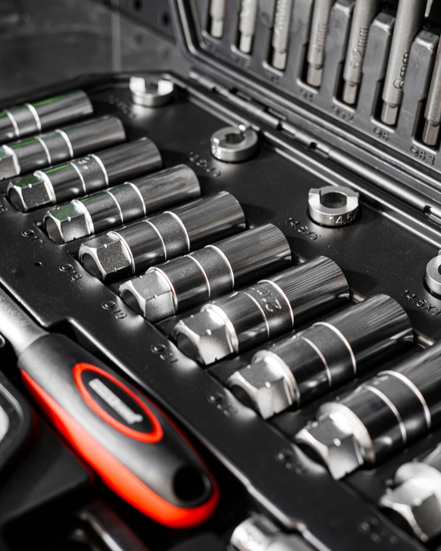 POWERHAND 43Pc Strut/Shock Top Mount Set