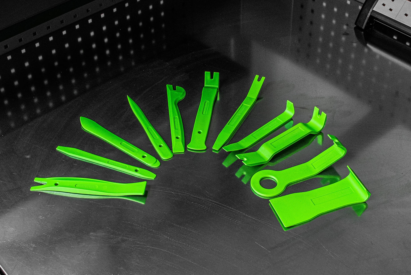 POWERHAND 11Pc Trim Removal Tool Set