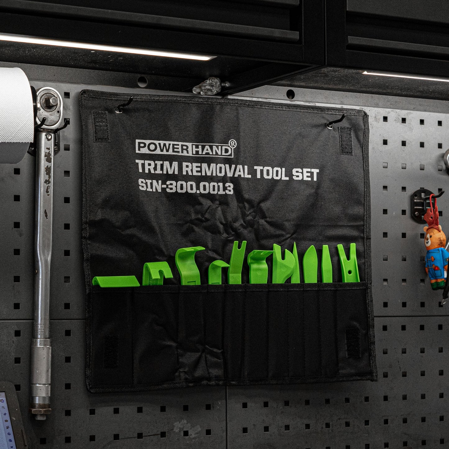 POWERHAND 11Pc Trim Removal Tool Set - High-Vis Green