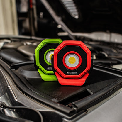 POWERHAND 700 Lumen Rechargeable Pocket Flood Light