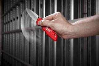 Milwaukee FASTBACK™ Folding Knives