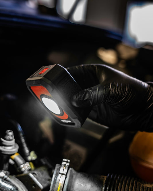 POWERHAND 700 Lumen Work Lights