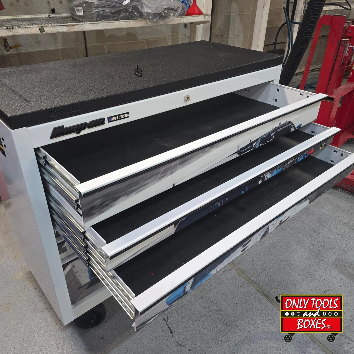 Snap-on 55" 11-Drawer Classic Series Roll Cab with SpeeDrawer BMW Edition Pre-loved