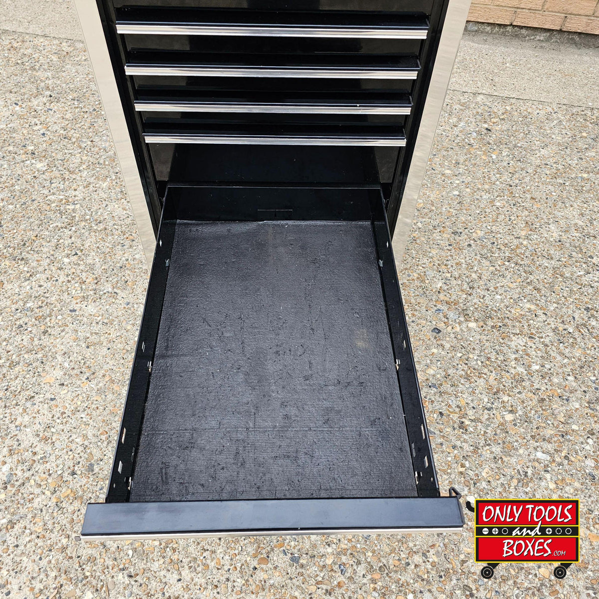 Snap-on 19" x 24" 7-Drawer Masters Series End Cab with Stainless Top