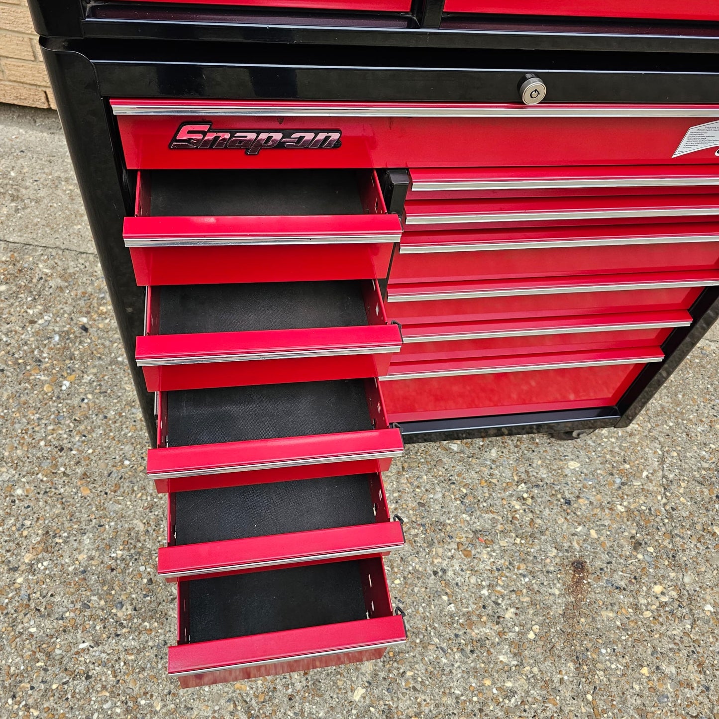 Snap-on 40" Black and Red KRA Heritage Stack (Pre-Loved)