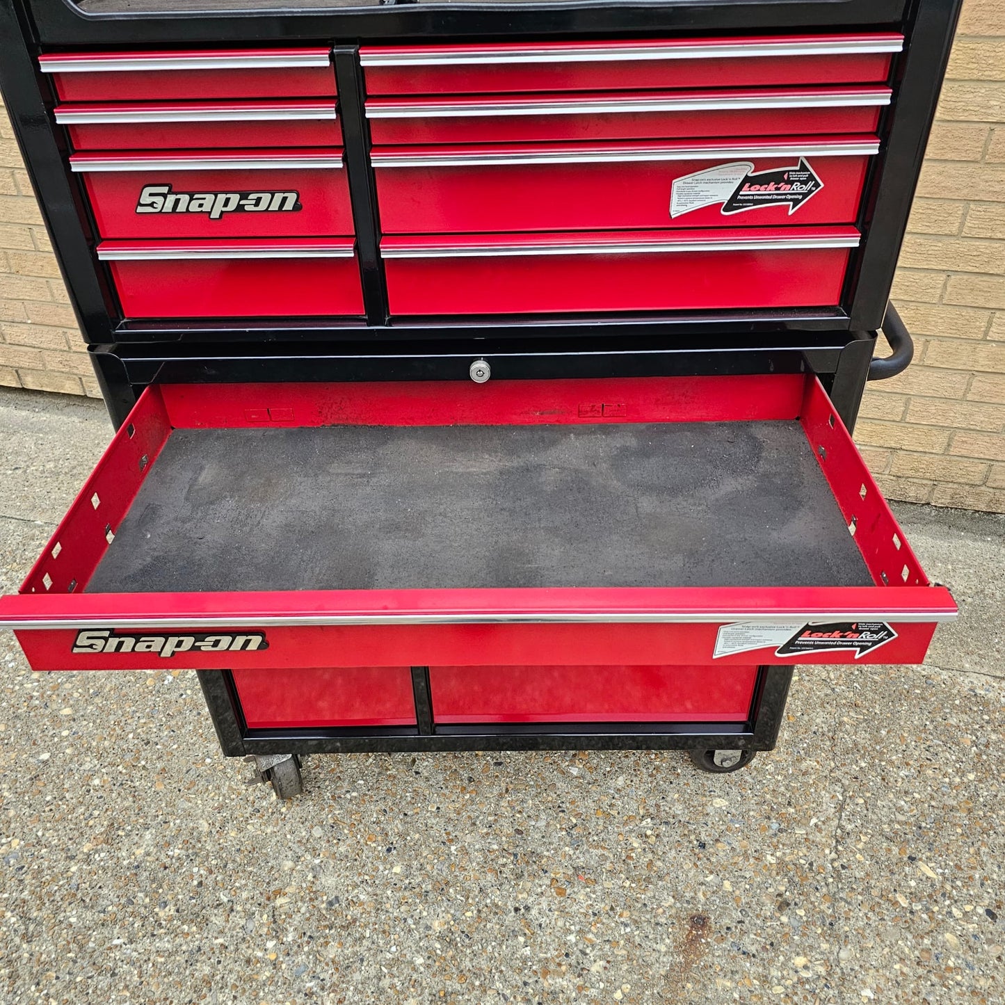 Snap-on 40" Black and Red KRA Heritage Stack (Pre-Loved)