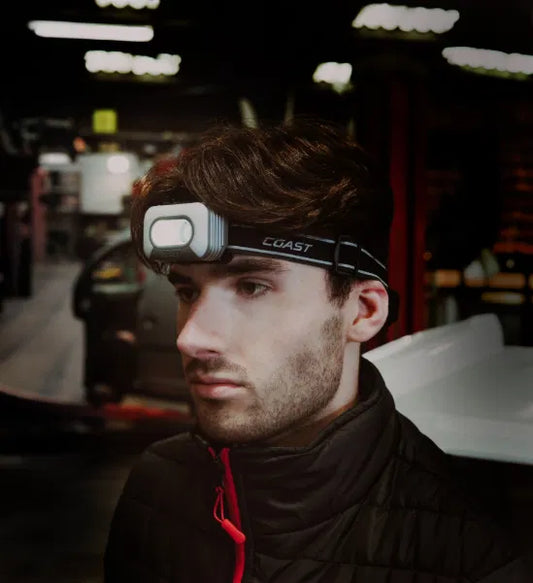 COAST 1000 Lumen Voice Controlled Head Torch