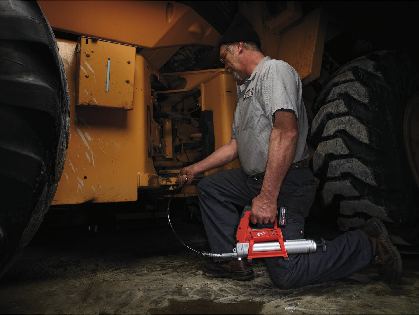 Milwaukee M12™ Sub Compact Grease Gun