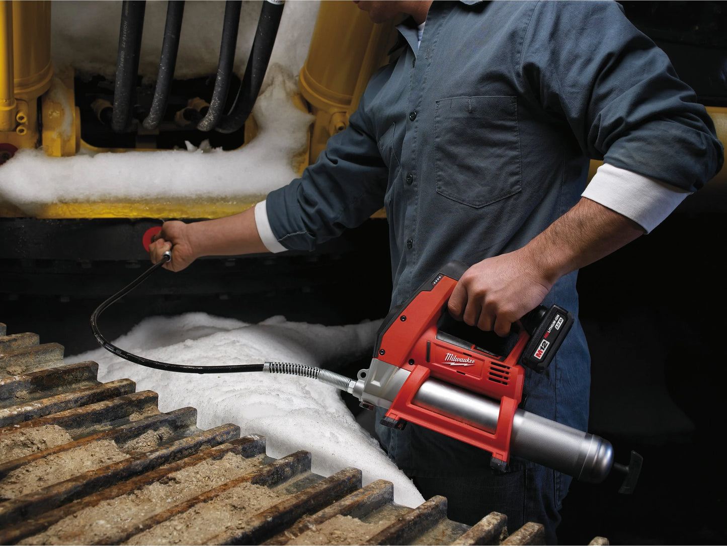 Milwaukee M12™ Sub Compact Grease Gun