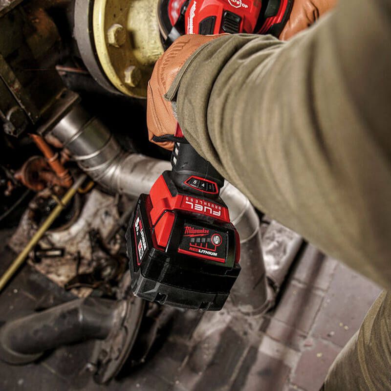 Milwaukee M18 FUEL™ 115mm Variable Speed & Braking Angle Grinder with Paddle Switch