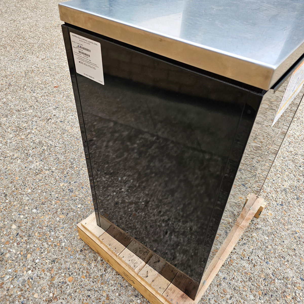 Snap-on 19" x 24" Seven Drawer Masters Series End Cab with Stainless Top