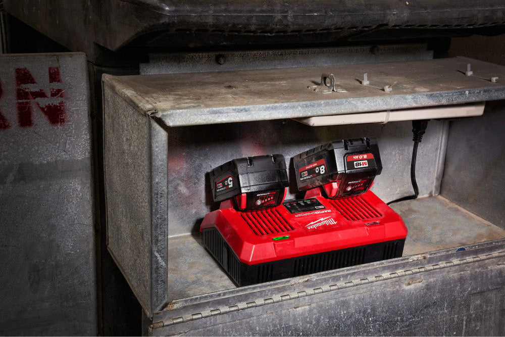 Milwaukee M18™ Dual Bay Rapid Charger